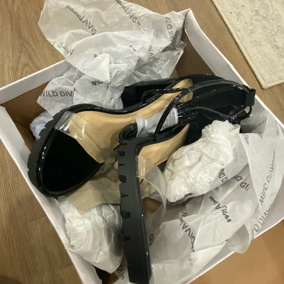 NWT Black heels with acrylic strap and leg ties - Picture 5 of 5